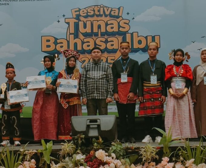 Siswa SMPN 3 Kalukku Harumkan Nama Mamuju di Ajang Festival Bahasa Ibu